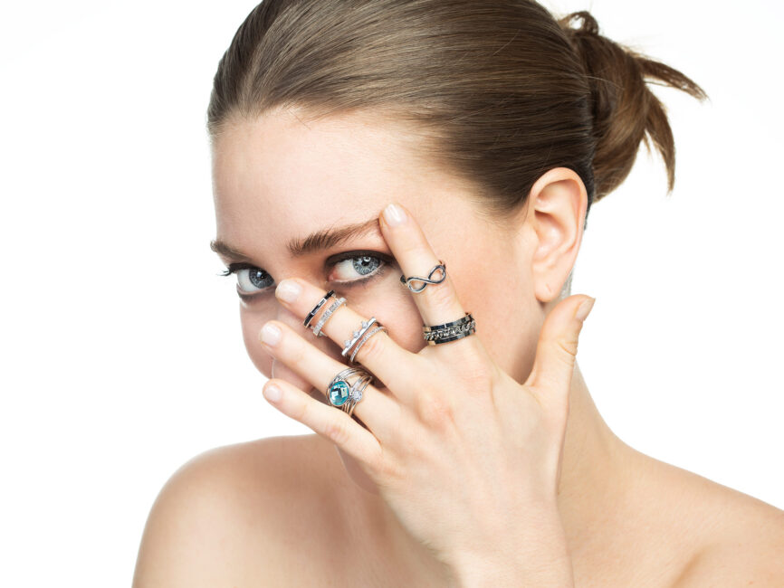 Montreal jewelry photographer, Commercial photographer, jewelry photo, claude belanger photographer, studio photographer