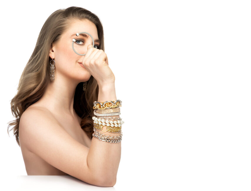 Montreal jewelry photographer, Commercial photographer, photos bijoux, claude belanger photographer, studio photographer