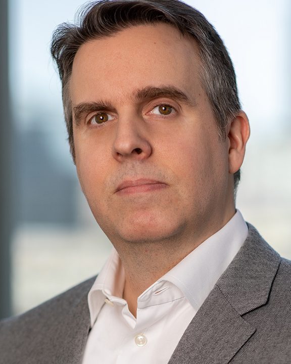 Portrait corporatif- linkedin profil picture - montreal portrait - photographe montreal portrait